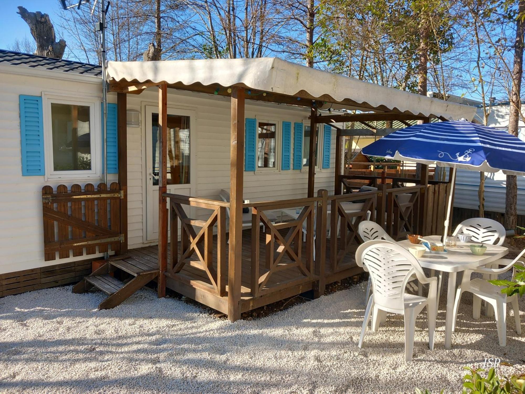Mobilhome Les Volets Bleus Vaudreuille Экстерьер фото